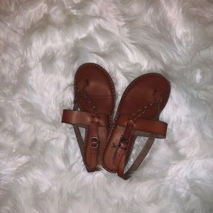American Eagle brown braided sandals